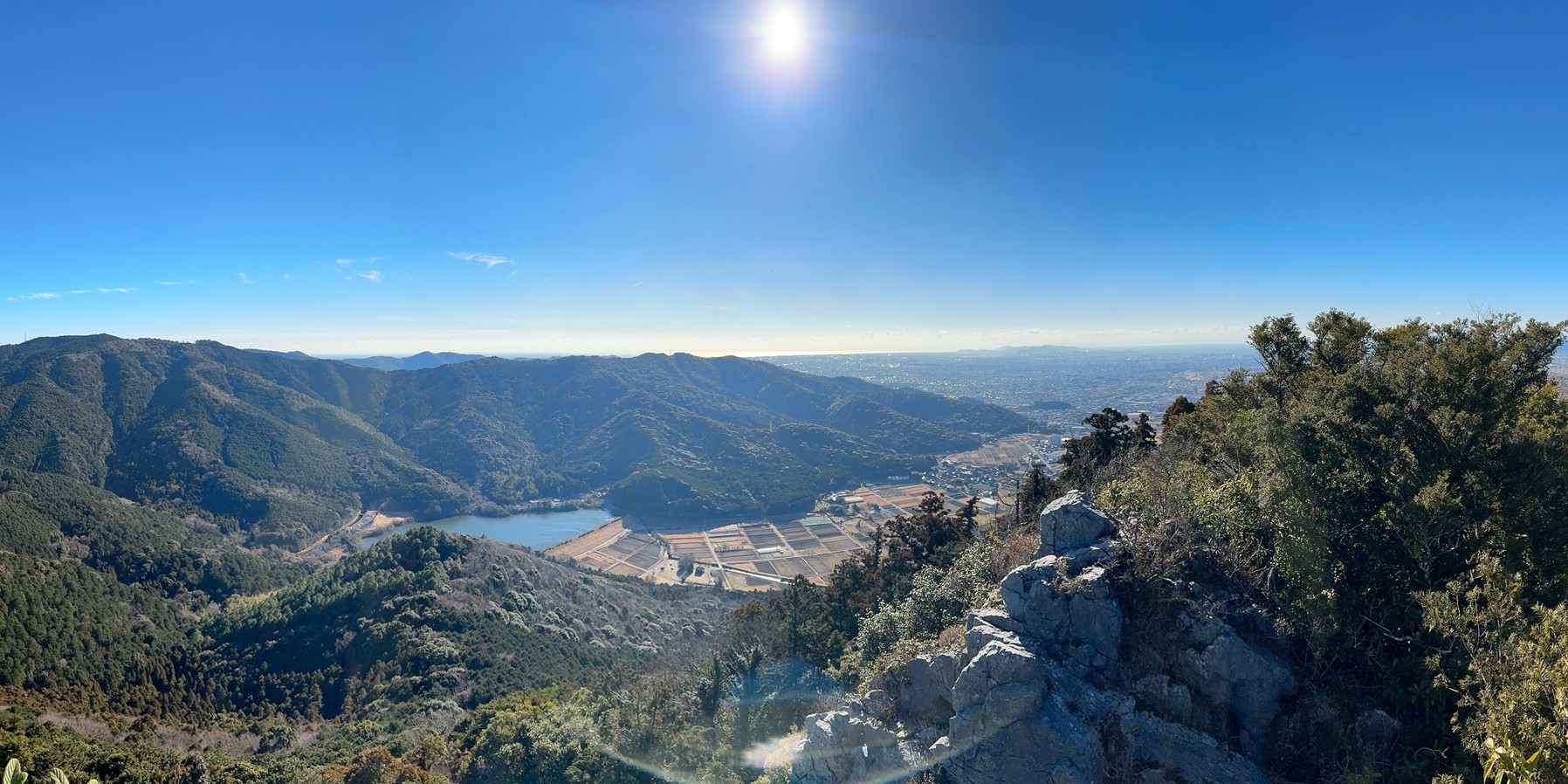 石巻山より