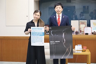 豊橋特別ふるさと大使の加藤訓子さんが市長を表敬訪問しました