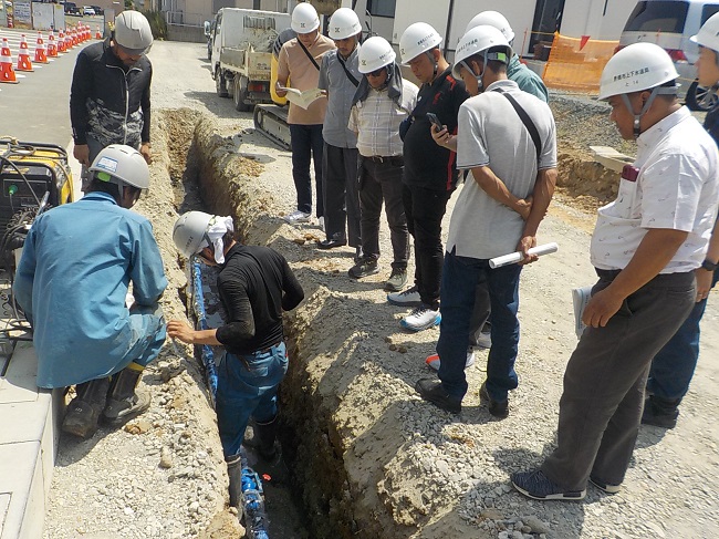 配水管布設工事