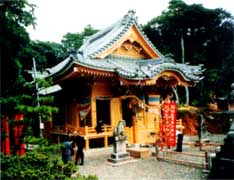 百々神社拝殿(田原町六連)