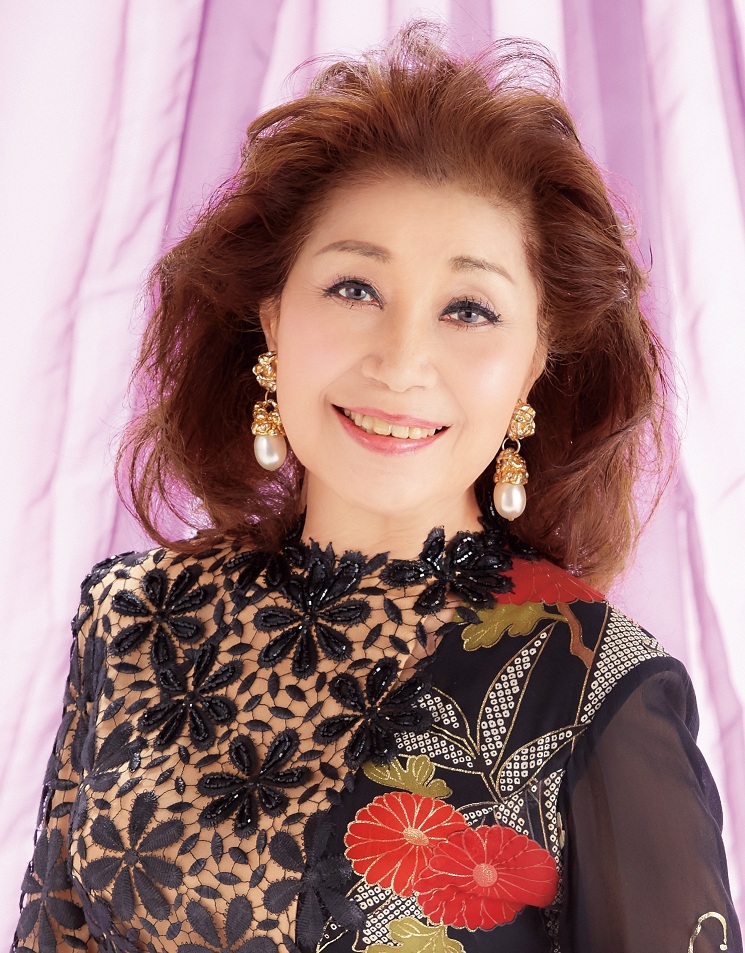 大津美子写真