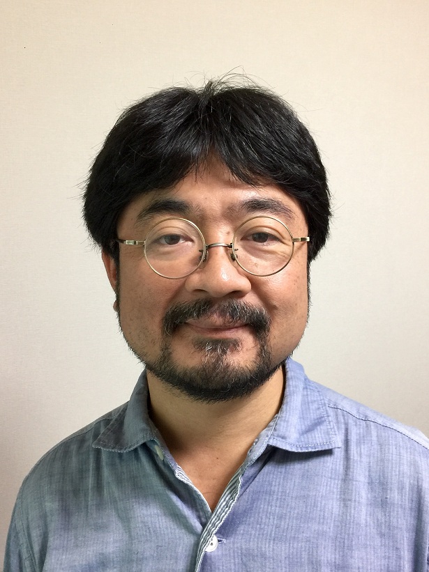 講師
