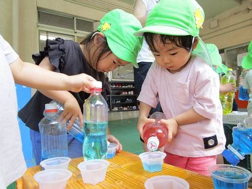 くま色水